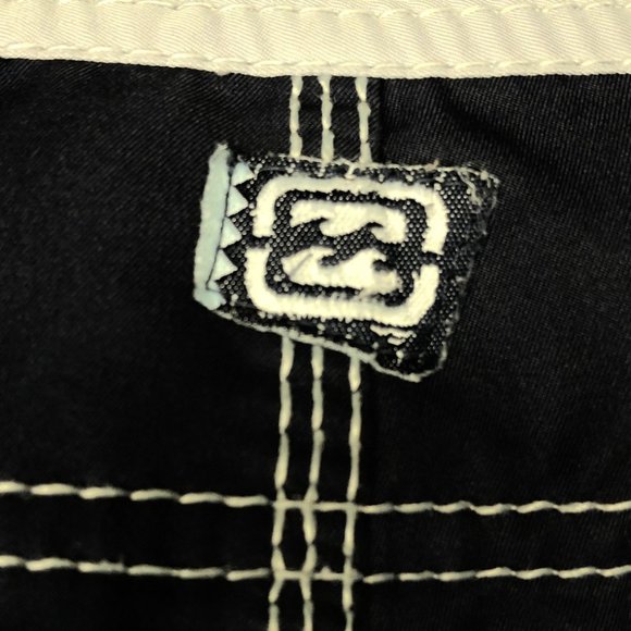 Vintage Billabong Board Shorts - Picture 6 of 9